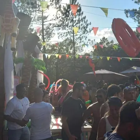 Campsite - Piscine - Ef0aae *