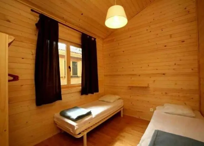 Campsite Zecamping 3 Etoiles Animaux Acceptes Piscine Et Aire De Jeux *