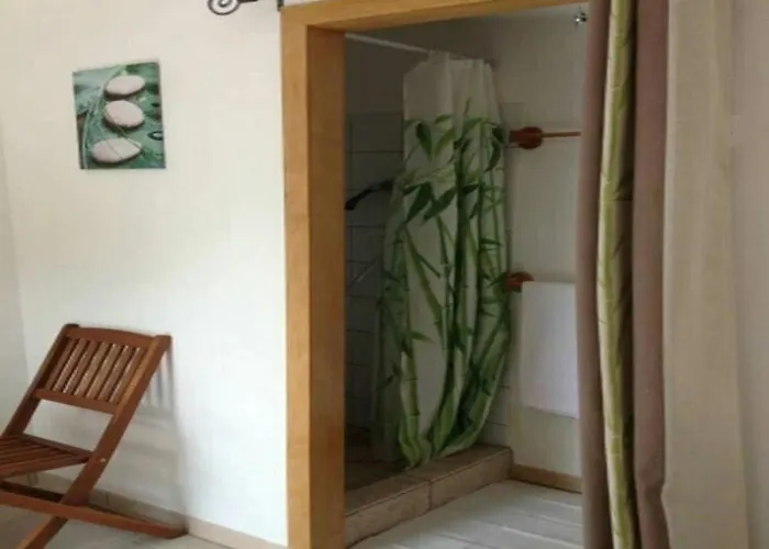 Campsite Zecamping 3 Etoiles Animaux Acceptes Piscine Et Aire De Jeux Porto-Vecchio (Corsica)